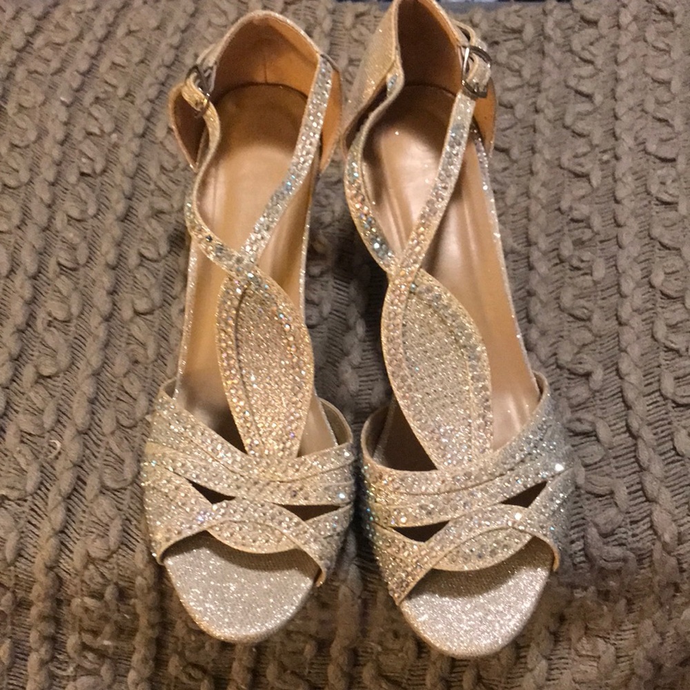 Silver studded iridescent stone heels